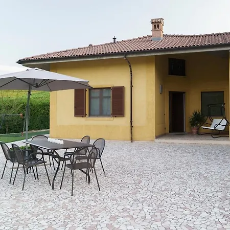 Ca Du Ji'uu, Con Piscina Villa Castellinaldo